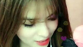 em nguyệt hotgirl on livestream 😍