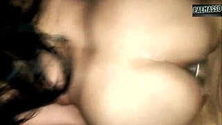 Mi prima de 18 años se atora en la cama y aprovecho para follarla ya no por favor me duele mi culito.