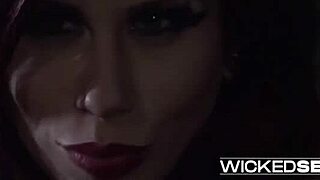 Brooklyn Lee在蜘蛛侠模仿的情感旅程：口交、传教士和巨鸡巴射精