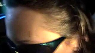 Donna With Wet Hair Receives Huge Cumshot In High Definition Video.