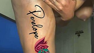 PLAY TIME WITH PENELOPESQUIRTS IN EBONY SOLO MASTURBATION