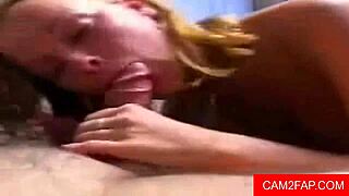 This amateur creampie is so hot!