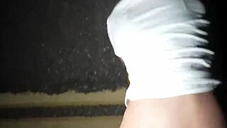 Slamming a pregnant babe roadside without getting busted.