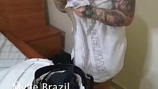 tatuda fogosa da dois pirocudo e mama bem gostoso no anal