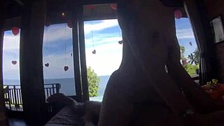 Sexy Babe Fucks Big Cock Doggystyle