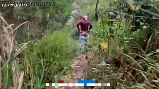 I Watch Outdoor Bareback Fucking.