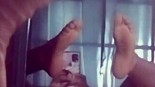 Pussy reflection, Kharmas shows off her huge ebony ass 😏