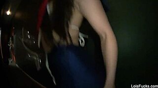 lola foxx's ass in bts!