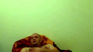 同志打飞机指导探索我们的网站