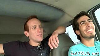 i watch this hunk sucking cock in gay sex