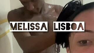 Neg�o roludo me comeu no banho sem camisinha e gozou na minha cara