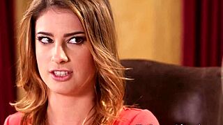 lesbian teen 18+s dive into pussylicking in fff threeway! 😍