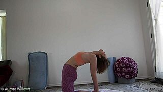 Mommy teaches yoga lesson with cameltoe in shorts