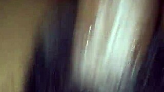 我的混血女友骑乘 朋友背景围观