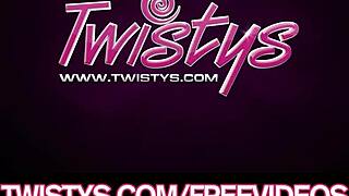 want to see brunette finger her gaping pussy in stockings?