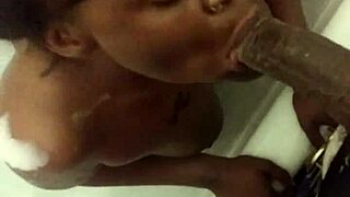 Bathtub Blowjob With Ebony And Monster Cock