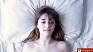 i'm licking this pussy so good, but i slip and make a mess