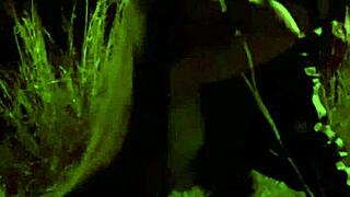 Teens Give Blowjobs And Masturbate Mutually In The Field With Watchers.