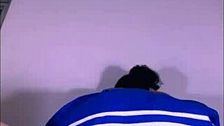 La Madrastra De Su Amiga Siempre Parec�a Tan Recatada Y Puritana Pero En La Privacidad De Su Apartamento Se Transformaba En Una Fiera Insaciable Que Disfrutaba Del Sexo M�s Salvaje Con Su Amante