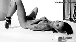 Skin Diamond Masturbates Her Ebony Pussy And Ass Solo