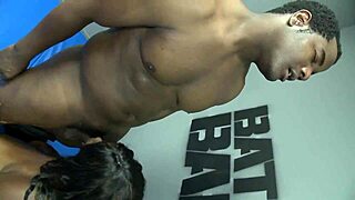 I get screwed in the ring by the sweaty boxer