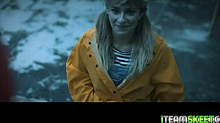 Anna's man surprises her with huge boner in bedroom