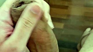 Watch this cute twink jerk off his juicy cock solo?