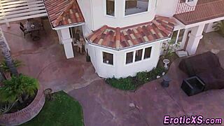 爱看熟女被猛插颜射