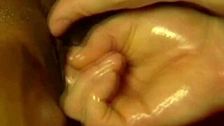 Relaxing massage turns into an intense moment! 🛏️