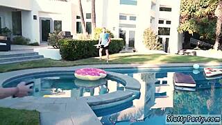 Pussy licking orgy at the party with drone hunter 😏