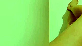 my sexy little 18+ legs crave your strong touch!