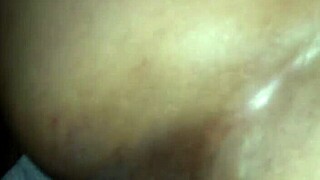 metiendole la verga a la puta de mi esposa