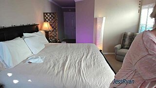 i'm a hot milf camgirl jess ryan doing my xxx show