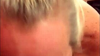 MILF Gives BJ with Facial