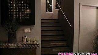 teens hairy pussy fucked