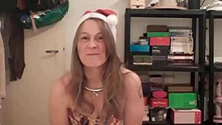 I'm the female slave masturbating with champagne, but i ripped my clothes by accident!