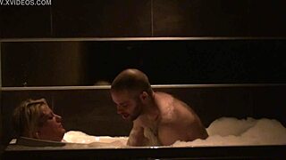 Chubby Bbw Playing With Her Boobs In Bath 😍