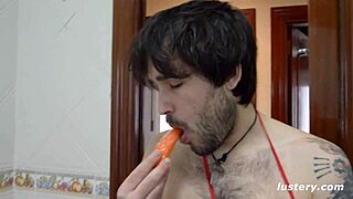 Rodrigo and Xochipilli play with food in kitchen