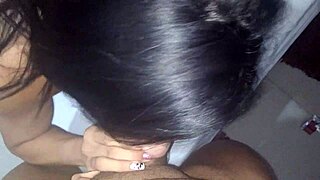 apostei com o vizinho que meu cu goza, ele perdeu a aposta com cumshot