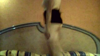 Lulu stays at the hotel and enjoys a relaxing time