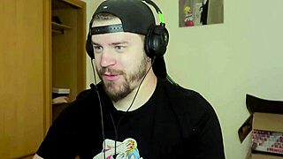 Goku explores Chi-Chi's pussy in uncensored Kamesutra hentai