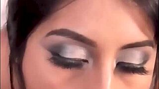 I fucked the Venezuelan in the motel.