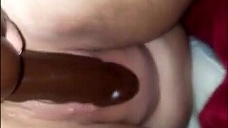 Ramming Her Beautiful Pussy With Dildo In Private Homemade Sex!