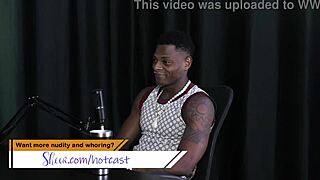 Ela começou em uma festa de suruba gay e um produtor convidou para gravar mas nunca teve interesse em produtora - Will Mastro sheer red