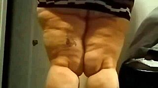 Check out Misfitangel's BBW ass worship in slow motion with big cocks.