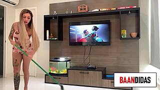 Zorra Brasileira Me Provoca Para Follár Su Coño Húmedo