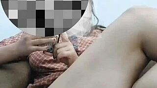 anu provides webcam service showing her big ass and tits to client