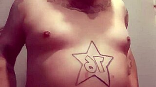 Wow, this sexy sissy performs an amazing solo act!