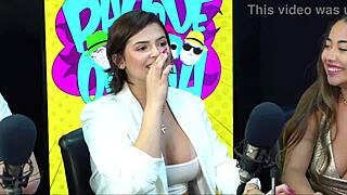 Ela voltou novinha com peito gostoso na anal