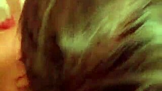 浴室里Leo Andreyleo12超赞口交